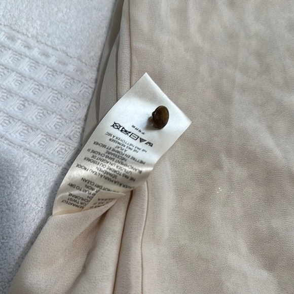 Gold Sequin Blouse with Elegant Sleeves - Picture 8 of 8